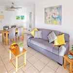 207 Kings Palace Seaview Apartament *