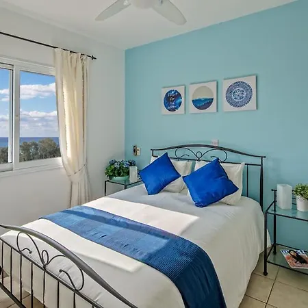 207 Kings Palace Seaview Apartmán